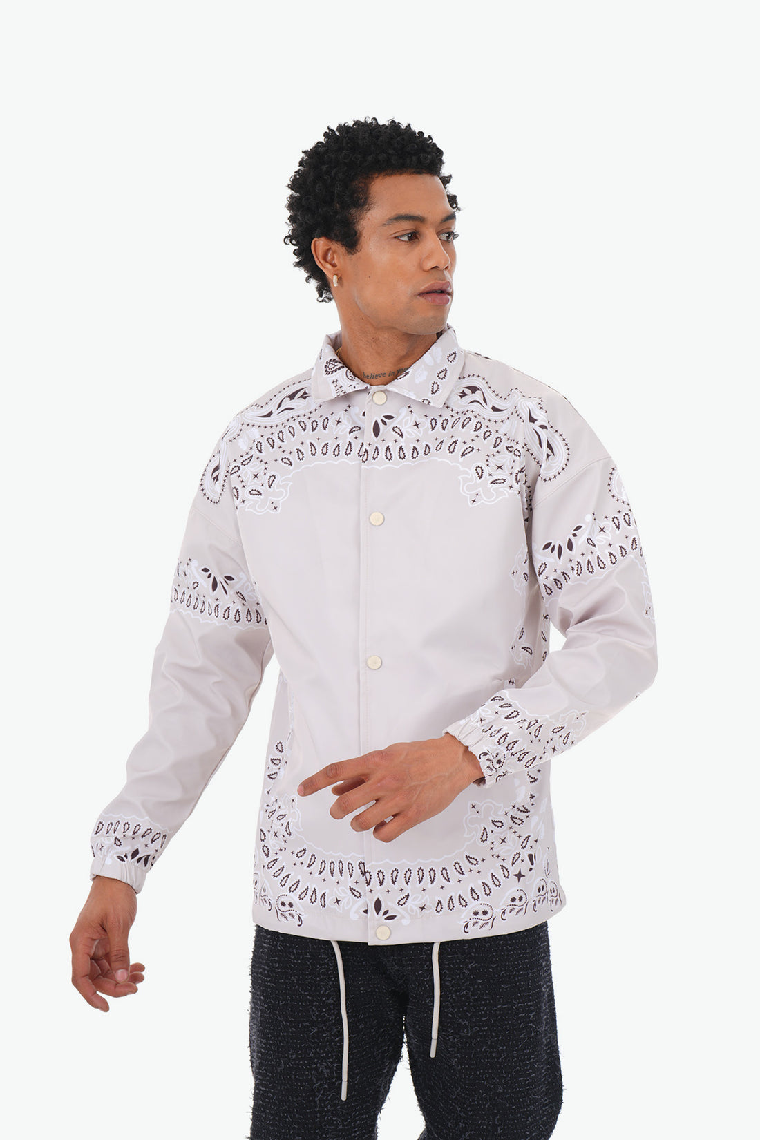 V02 JACKET