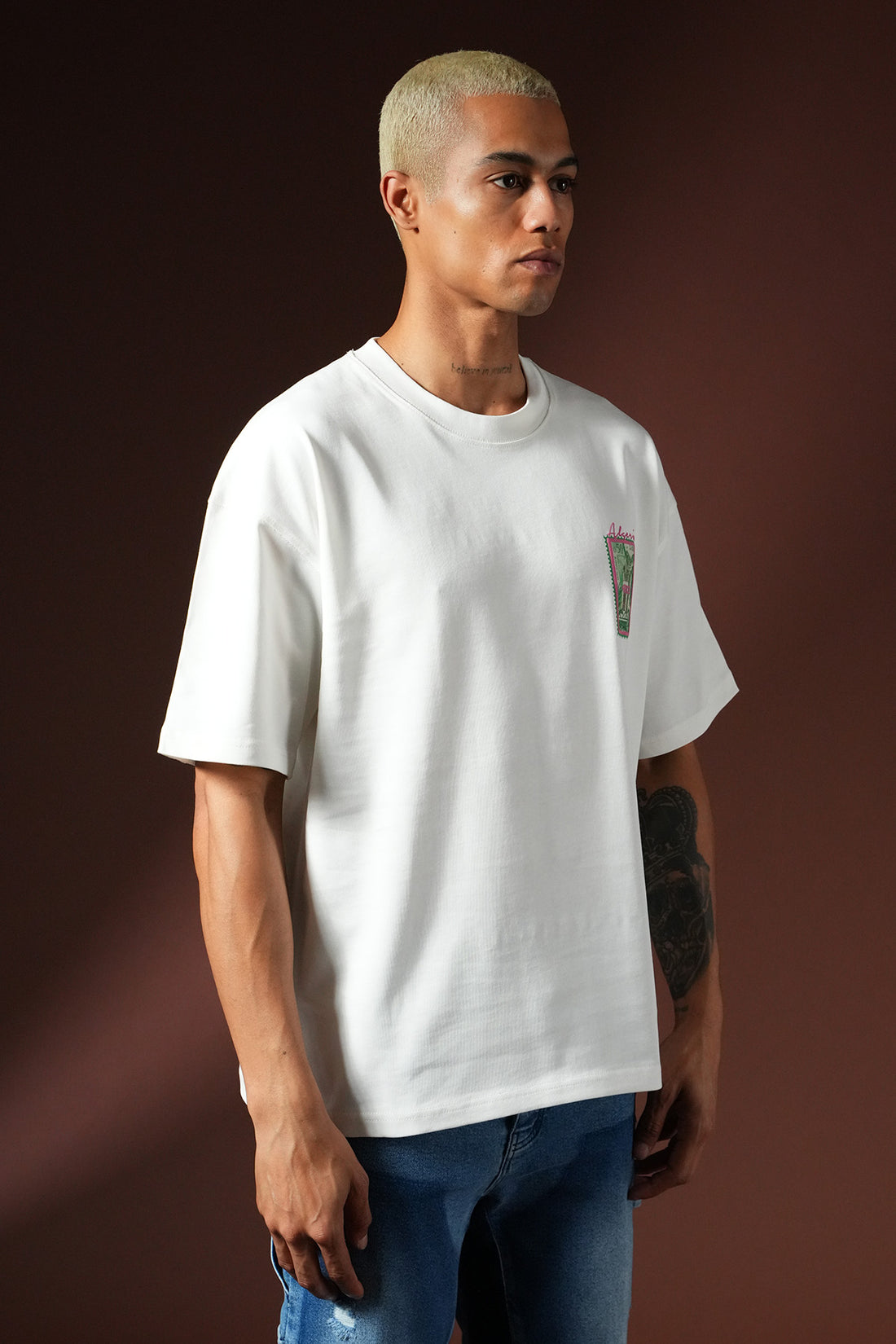 Übergroßes T-Shirt OM-027