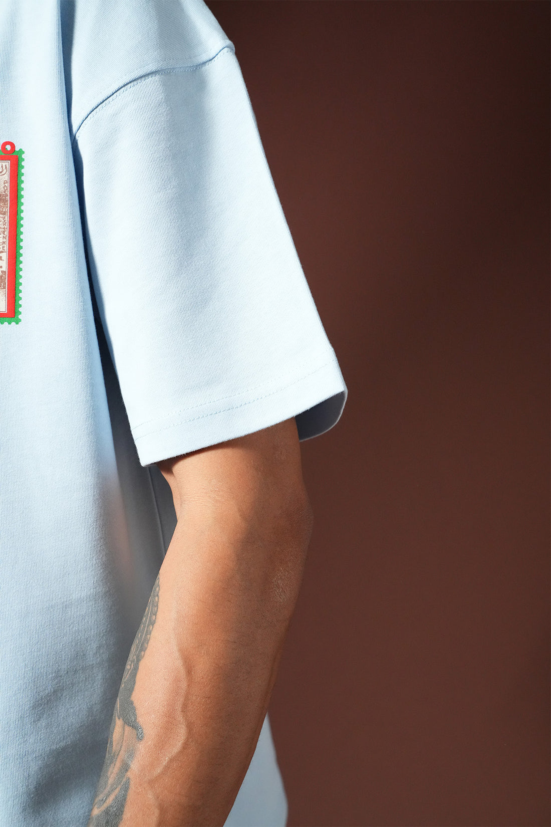 Übergroßes T-Shirt OM-023