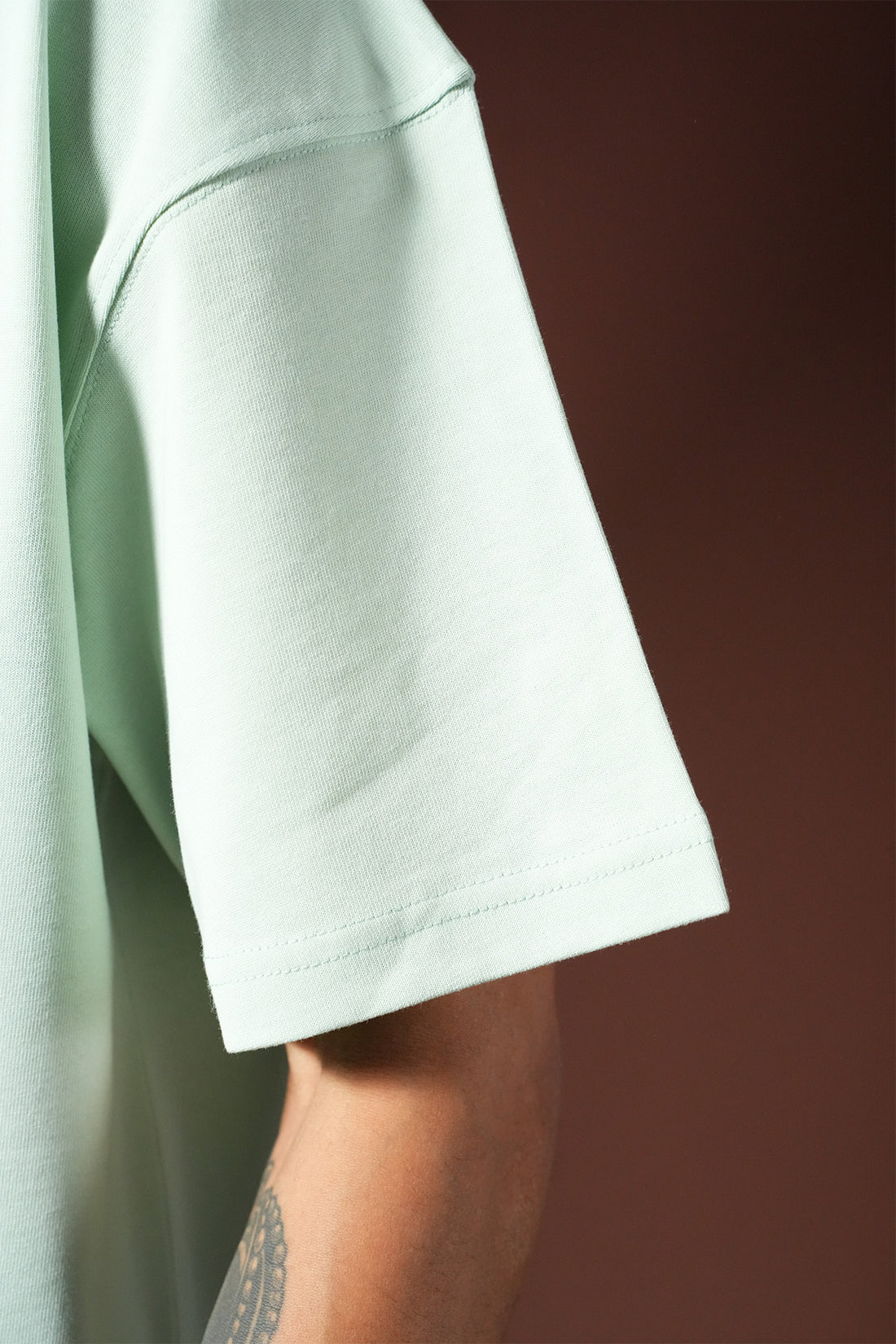 Übergroßes T-Shirt OM-020