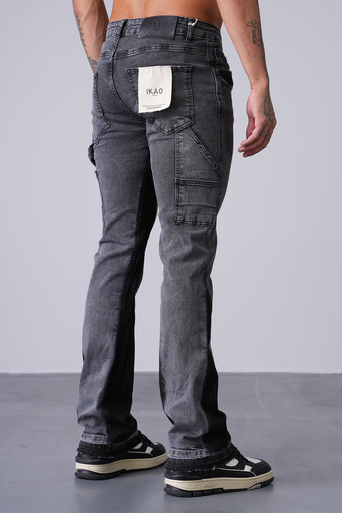 JEANS MIT WEITEM BEIN LL2000288