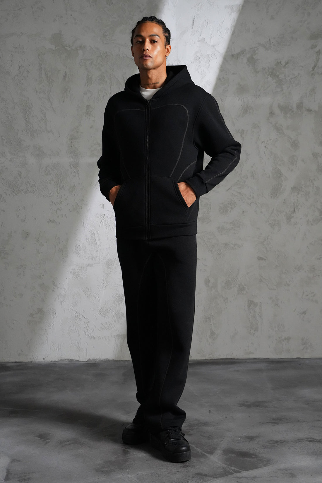 ENSEMBLE REGULAR FIT LP2609