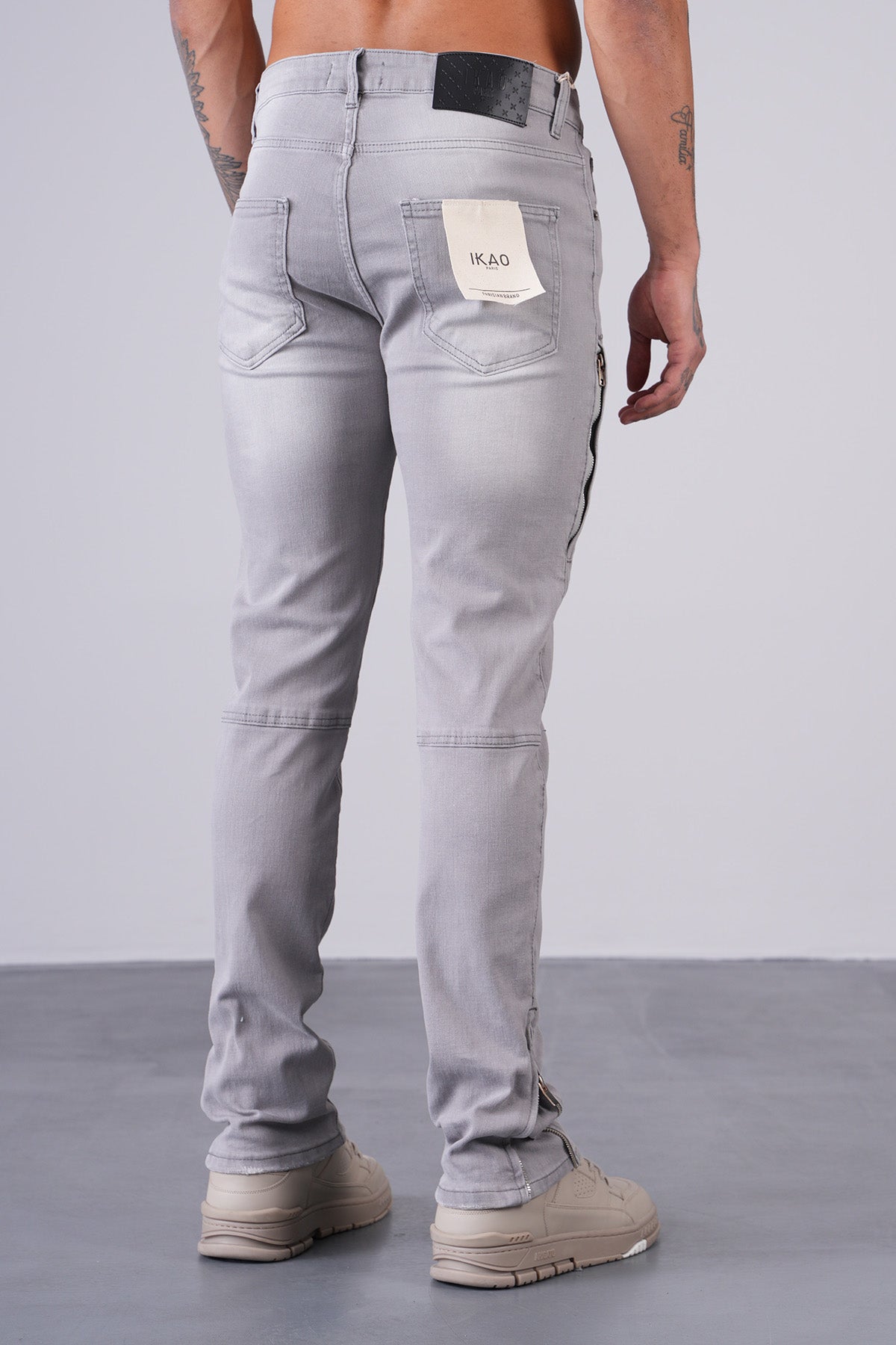 JEAN ZIPPED LL2000281