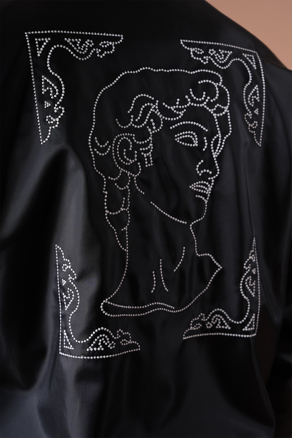 VESTE SATEN 581