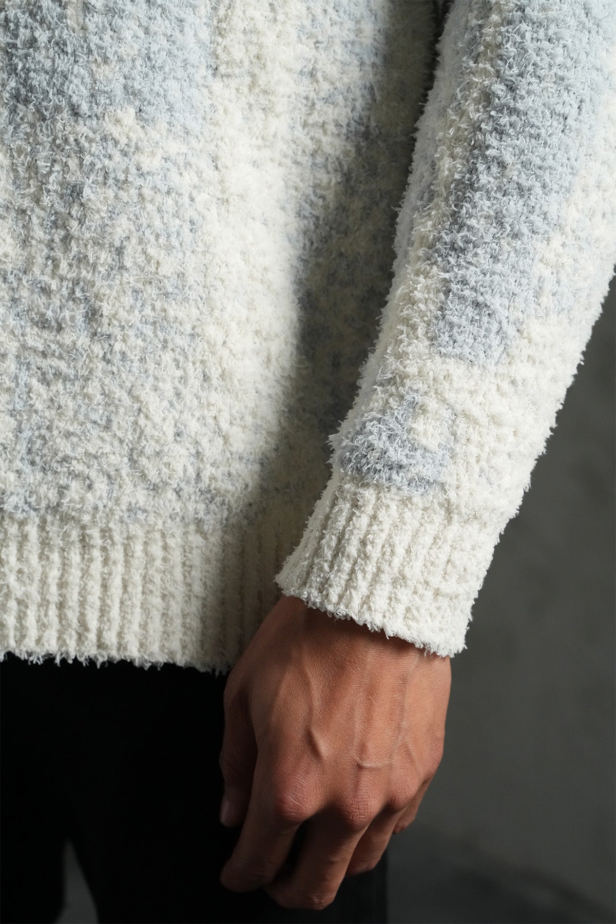 PULL TEXTURÉ COUPE DÉCONTRACTÉE LL061007