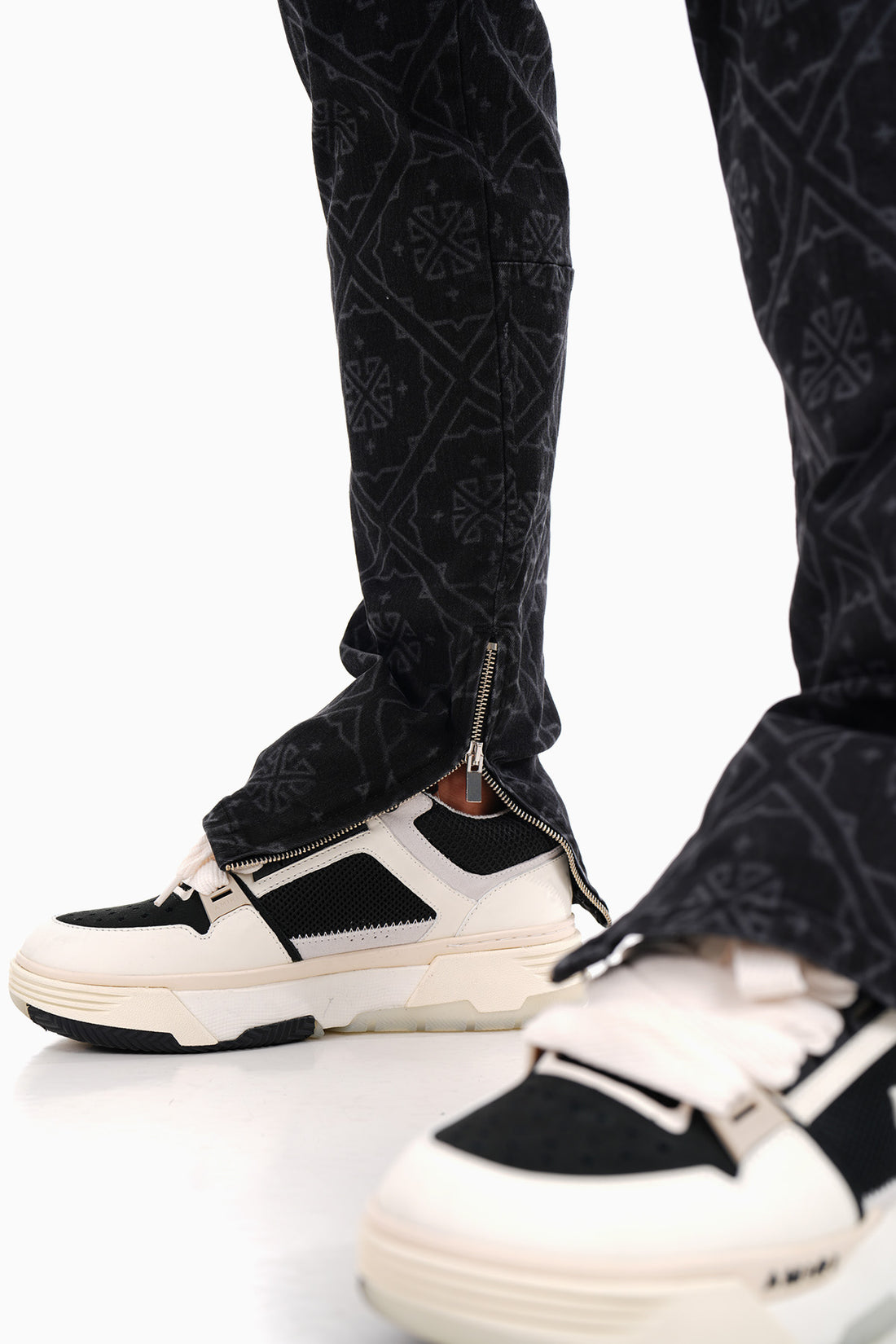 JEAN ZIPPED LL2000183