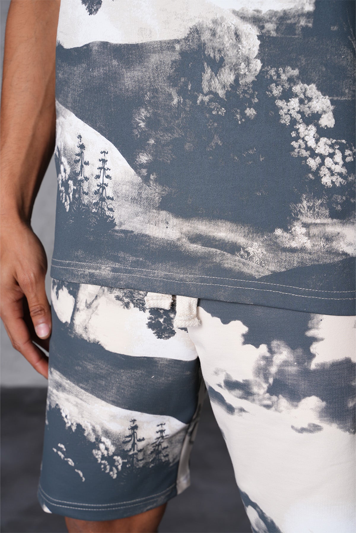 ENSEMBLE SHORT LL5098