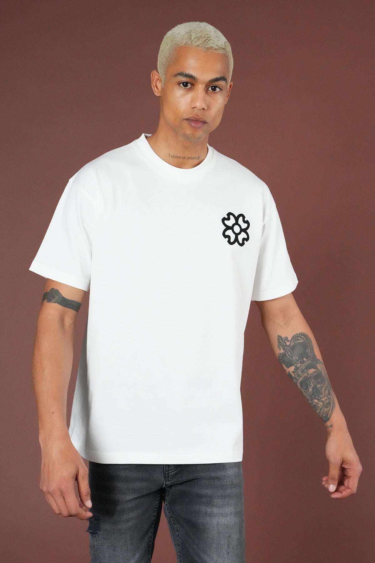 T-shirt homme avec applique fleur devant et dos LL1100161