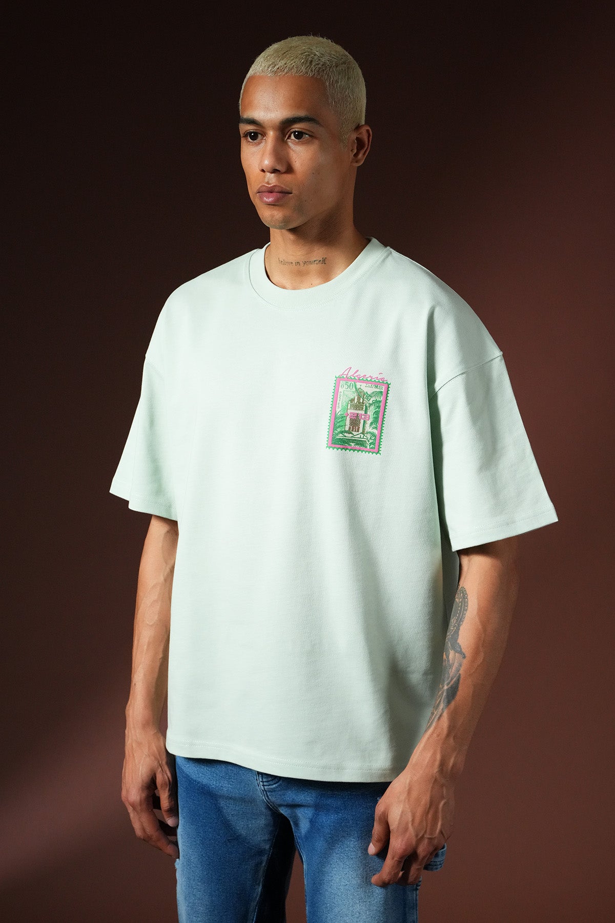 Übergroßes T-Shirt OM-027