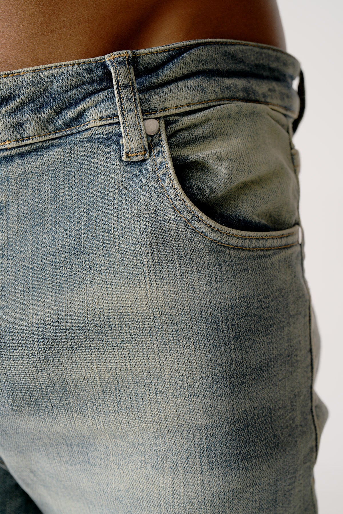 JEAN ZIPPED LL46-3
