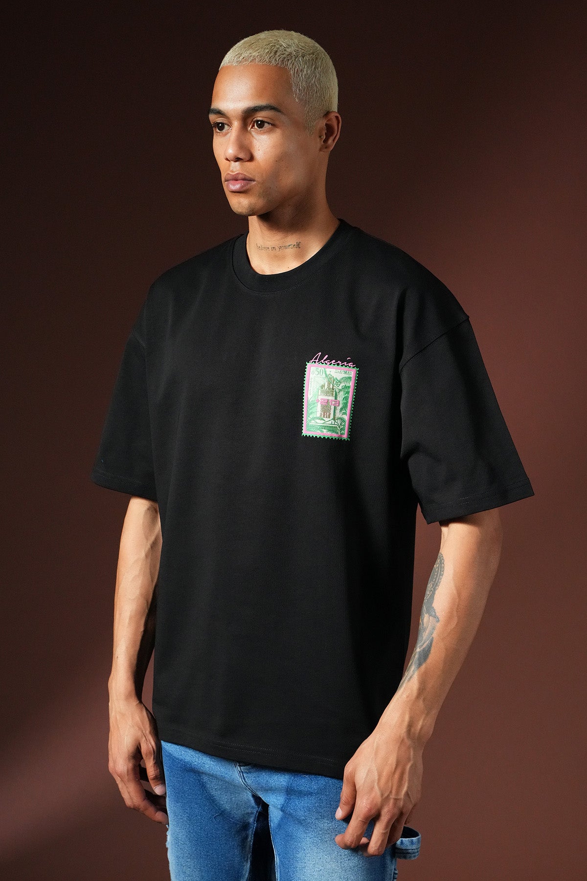 Übergroßes T-Shirt OM-027