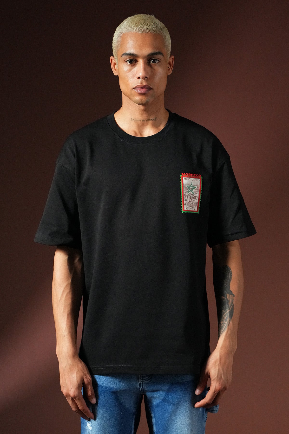 Übergroßes T-Shirt OM-023