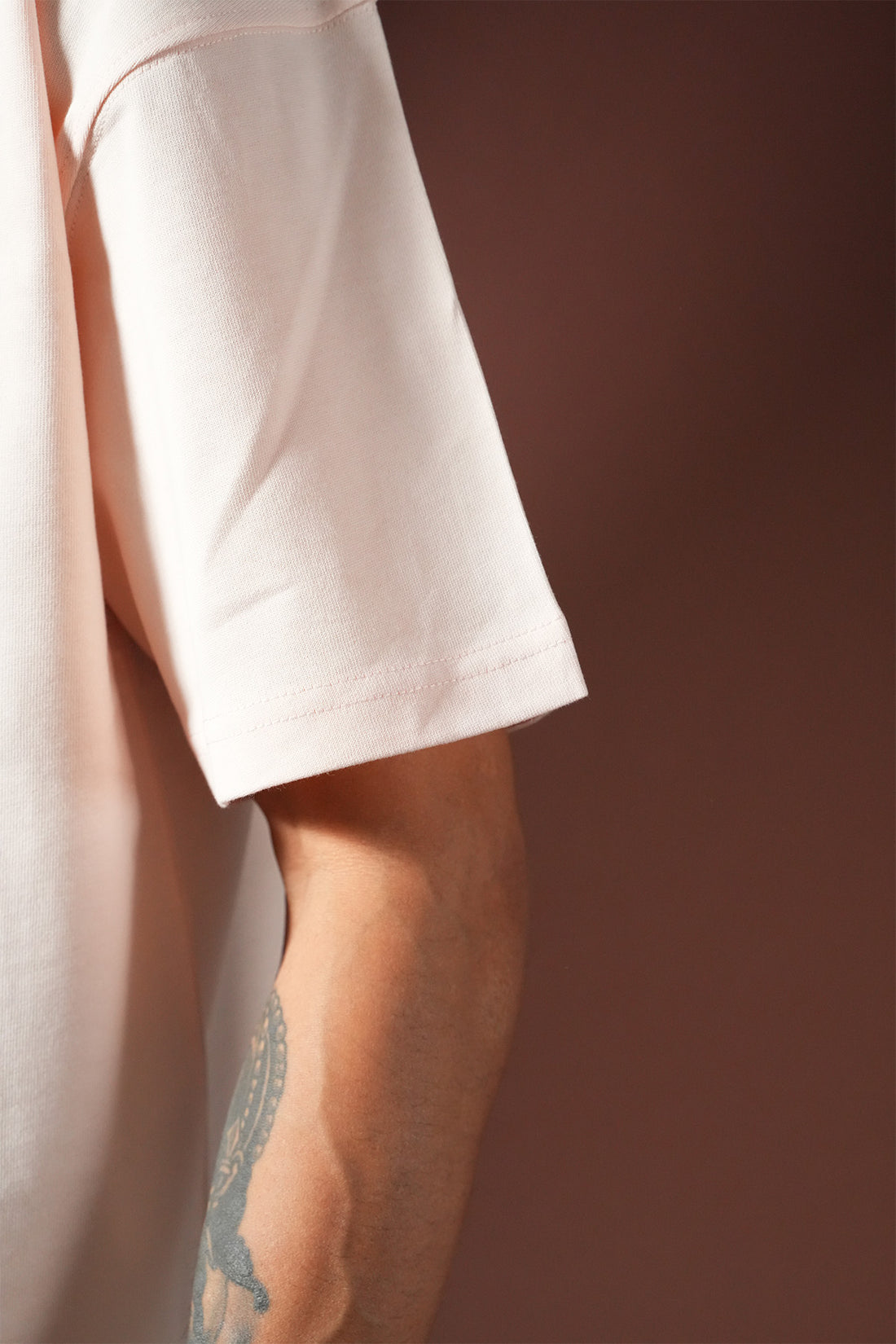 Übergroßes T-Shirt OM-023