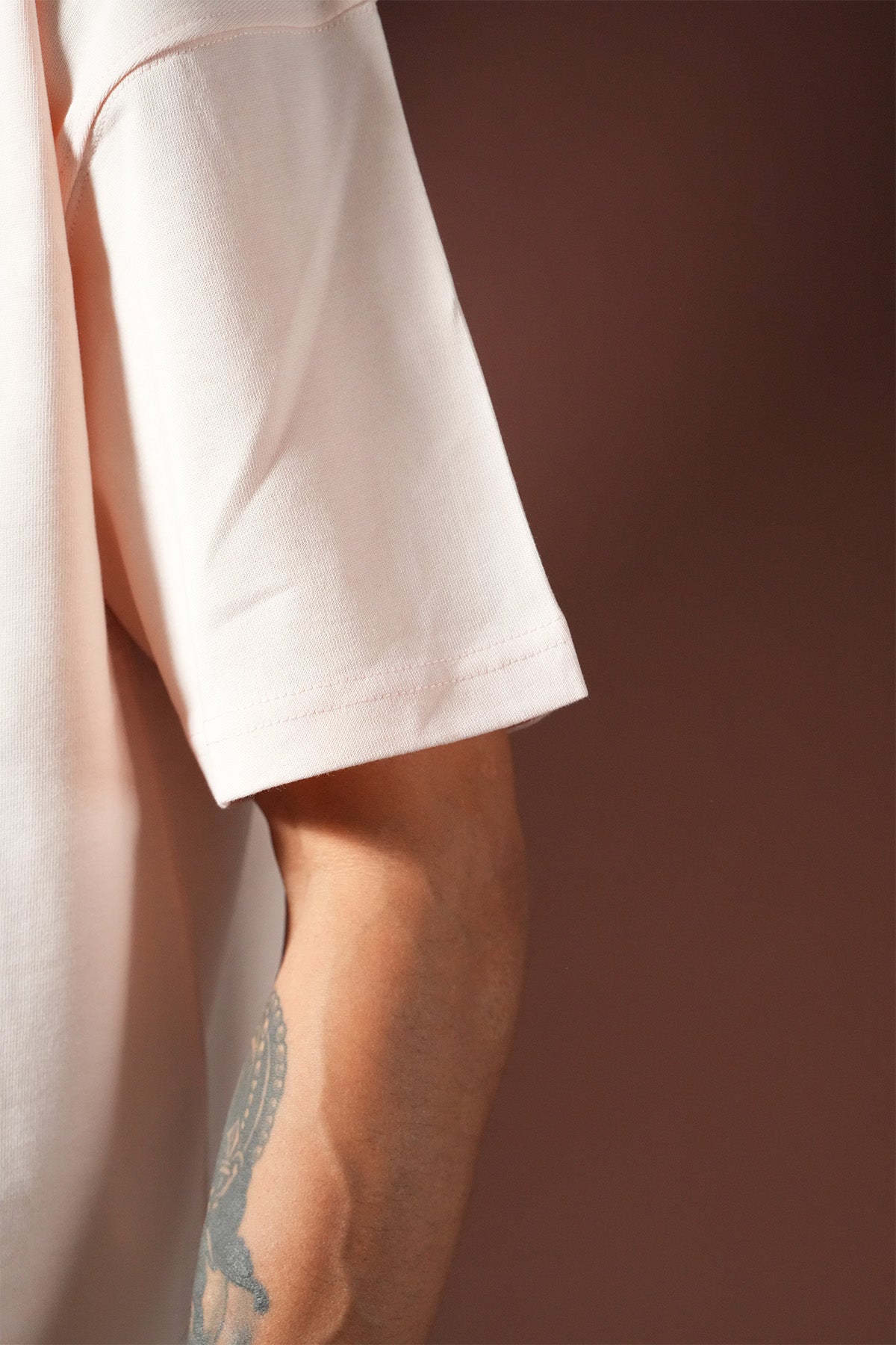 Übergroßes T-Shirt OM-023