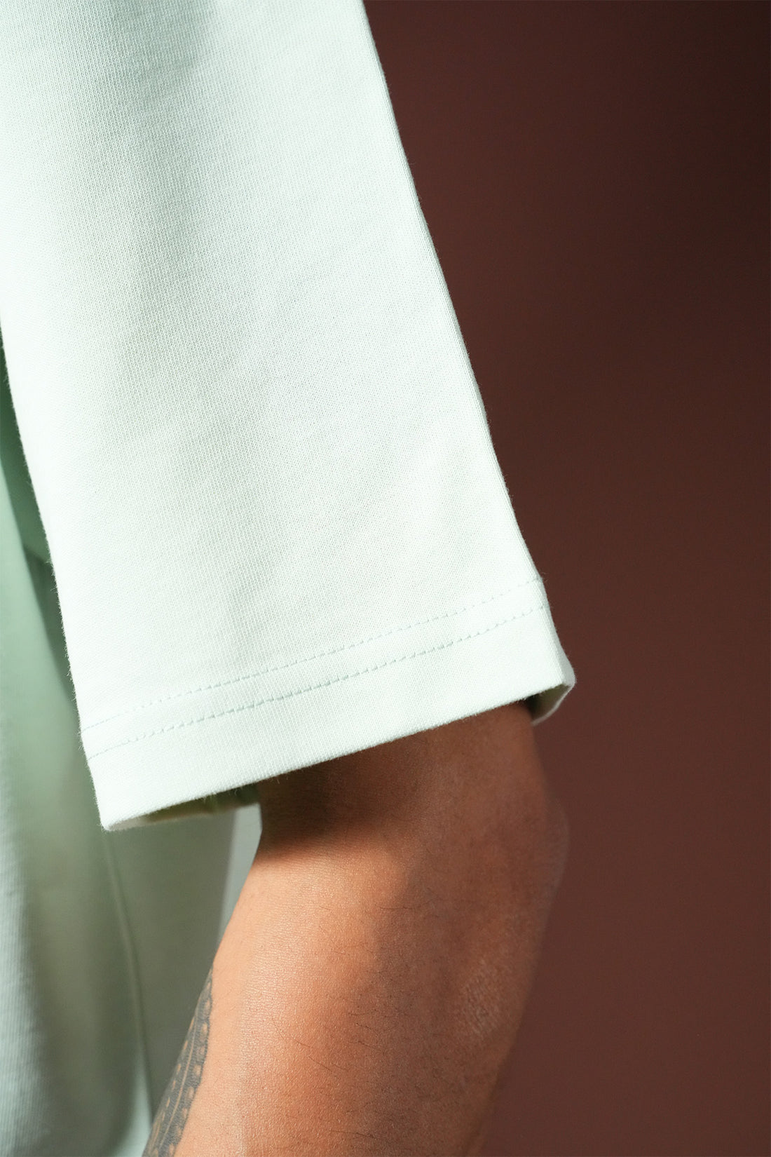 Übergroßes T-Shirt OM-023