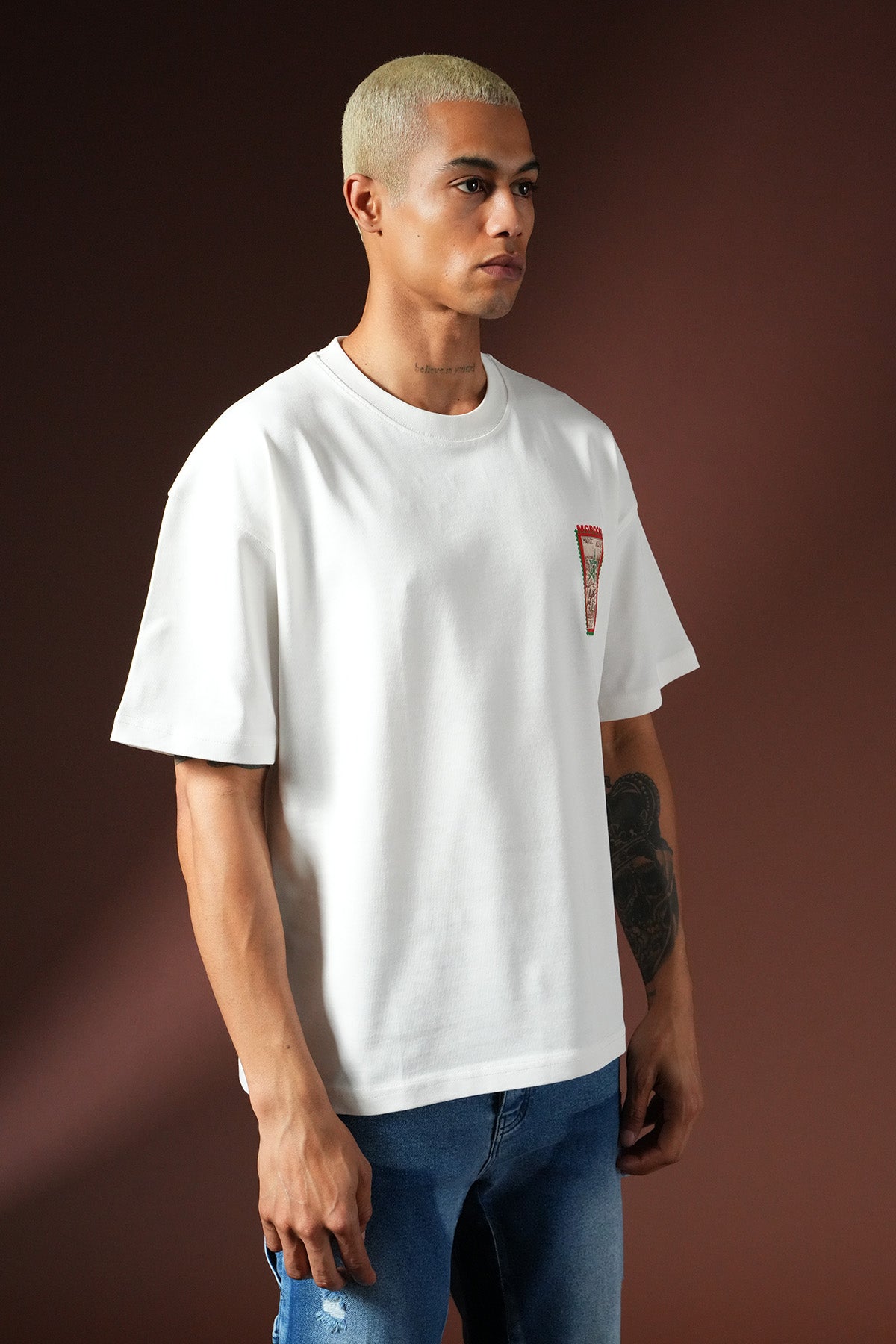 Übergroßes T-Shirt OM-023