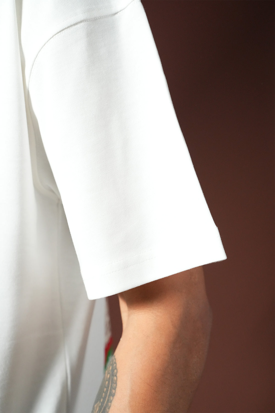 Übergroßes T-Shirt OM-023