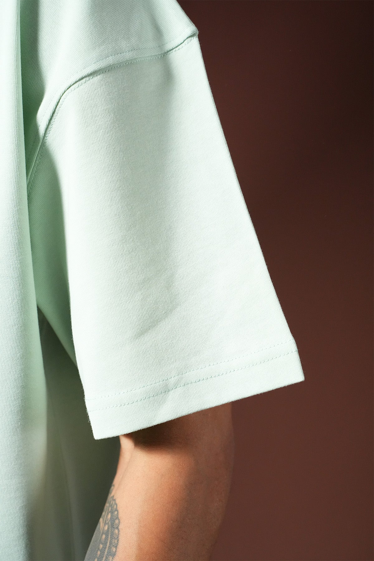 Übergroßes T-Shirt OM-020