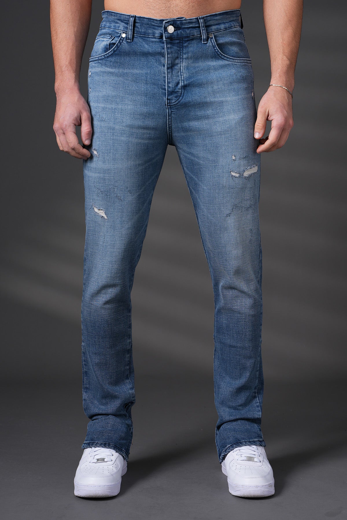 JEANS ZUGESCHNITTENE PASSFORM F0018
