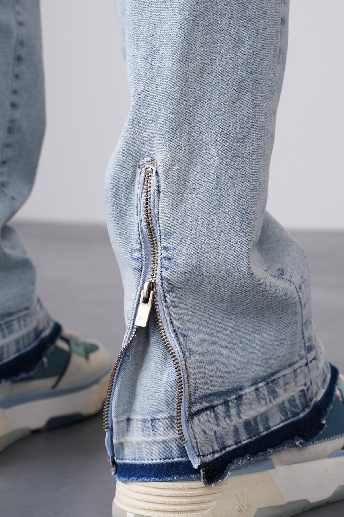 JEAN ZIPPED LL2000271
