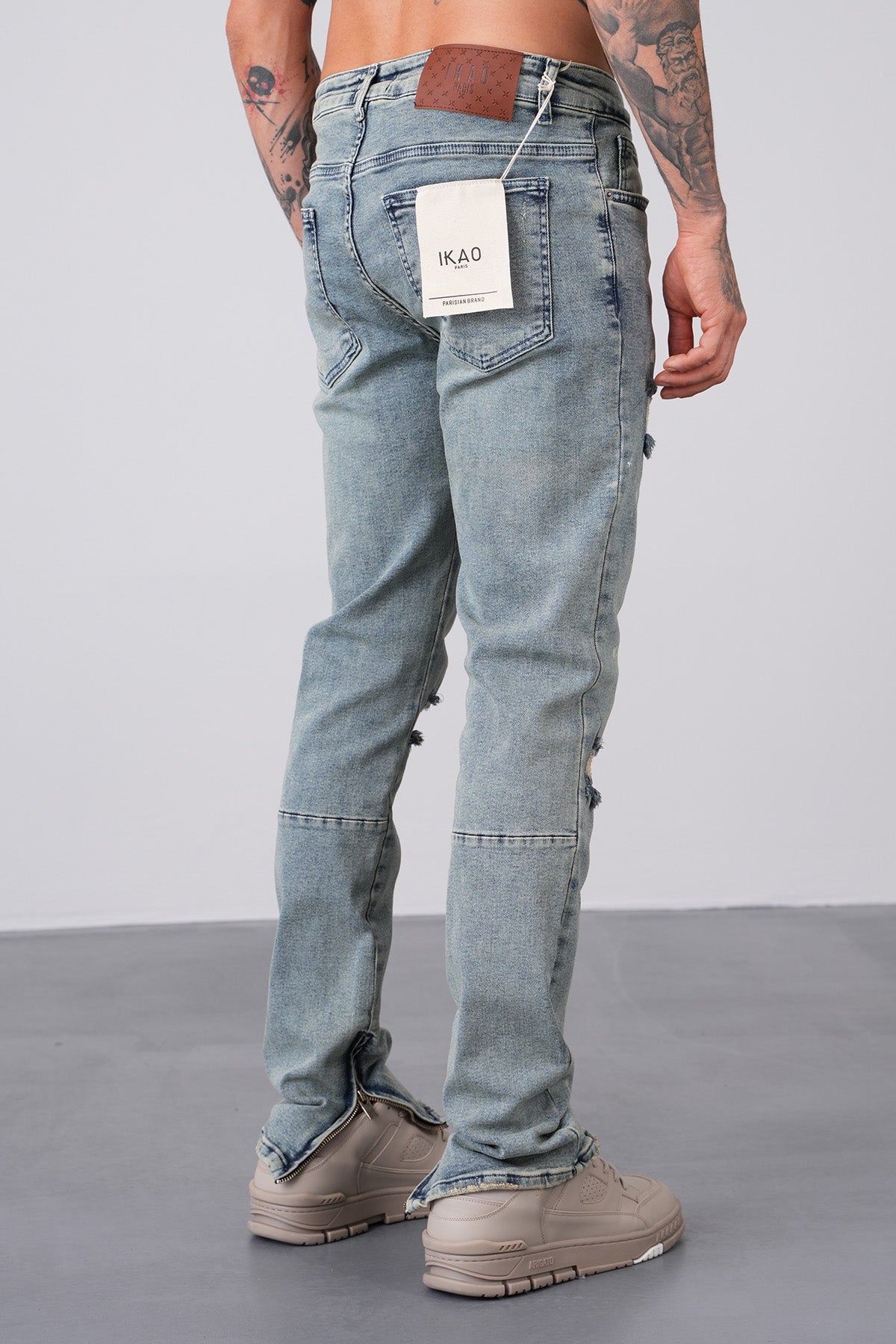 JEAN ZIPPED LL2000143 - LIGHT BLUE