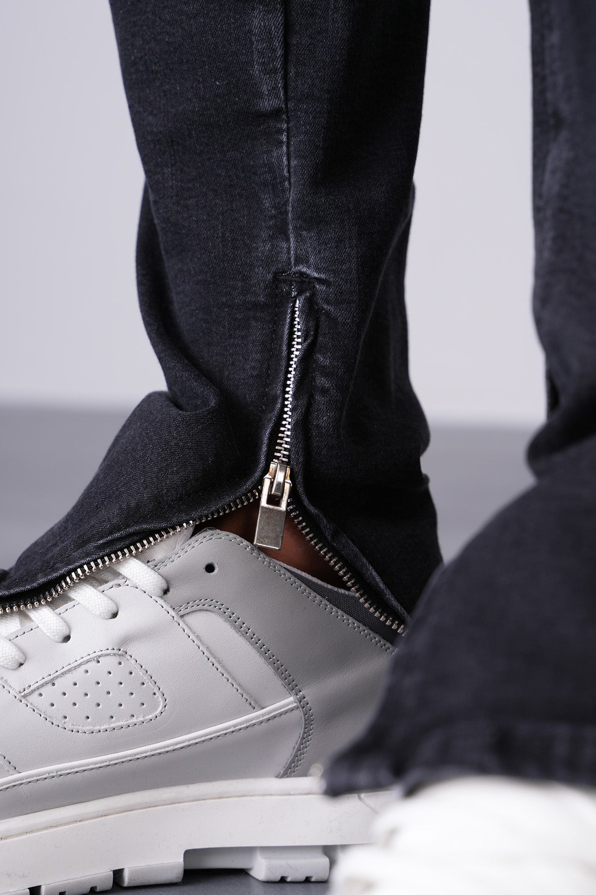 JEAN ZIPPED LL2000307