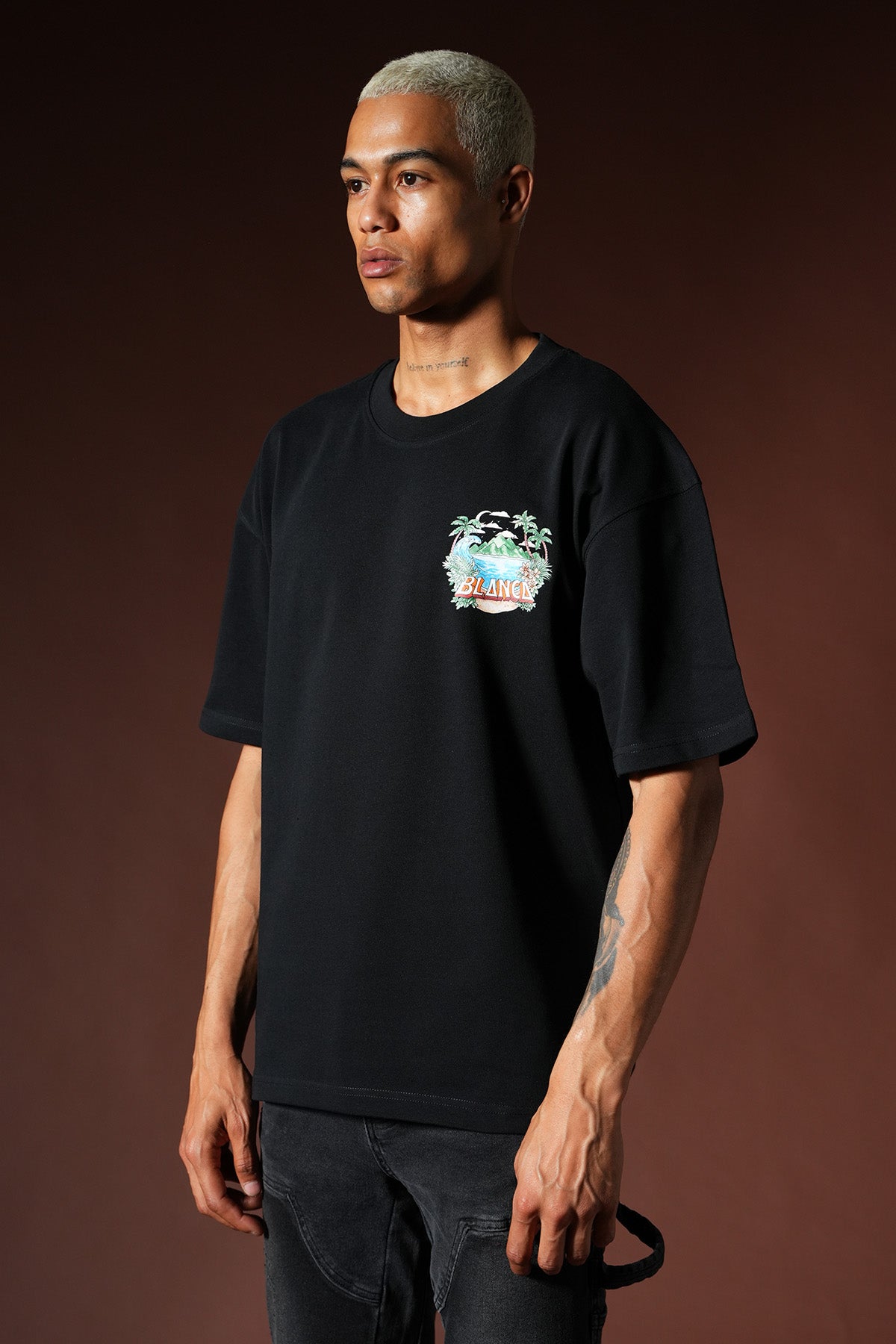 Übergroßes T-Shirt OM-047