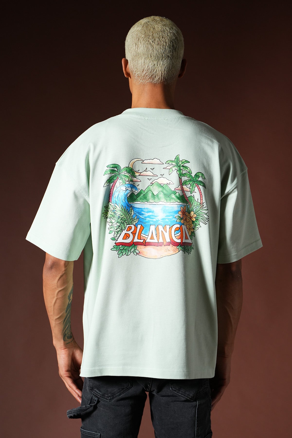 Übergroßes T-Shirt OM-047
