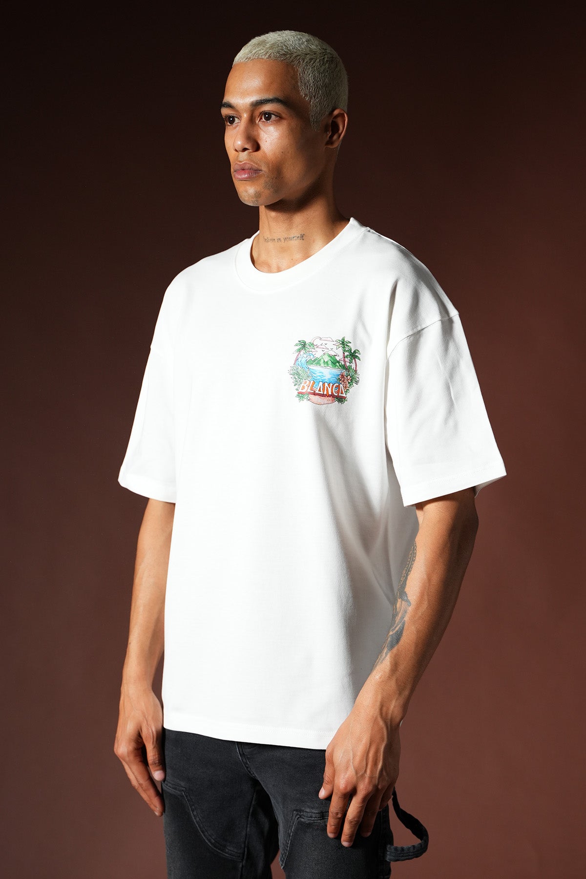Übergroßes T-Shirt OM-047