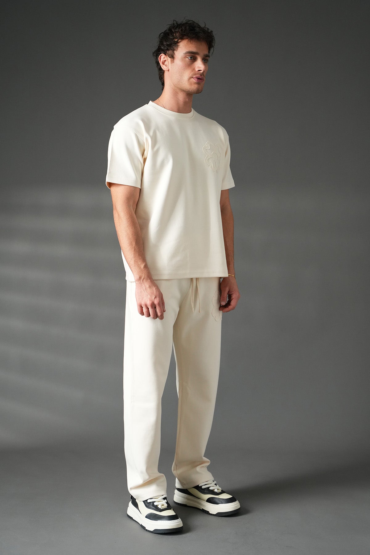 ENSEMBLE LL110143