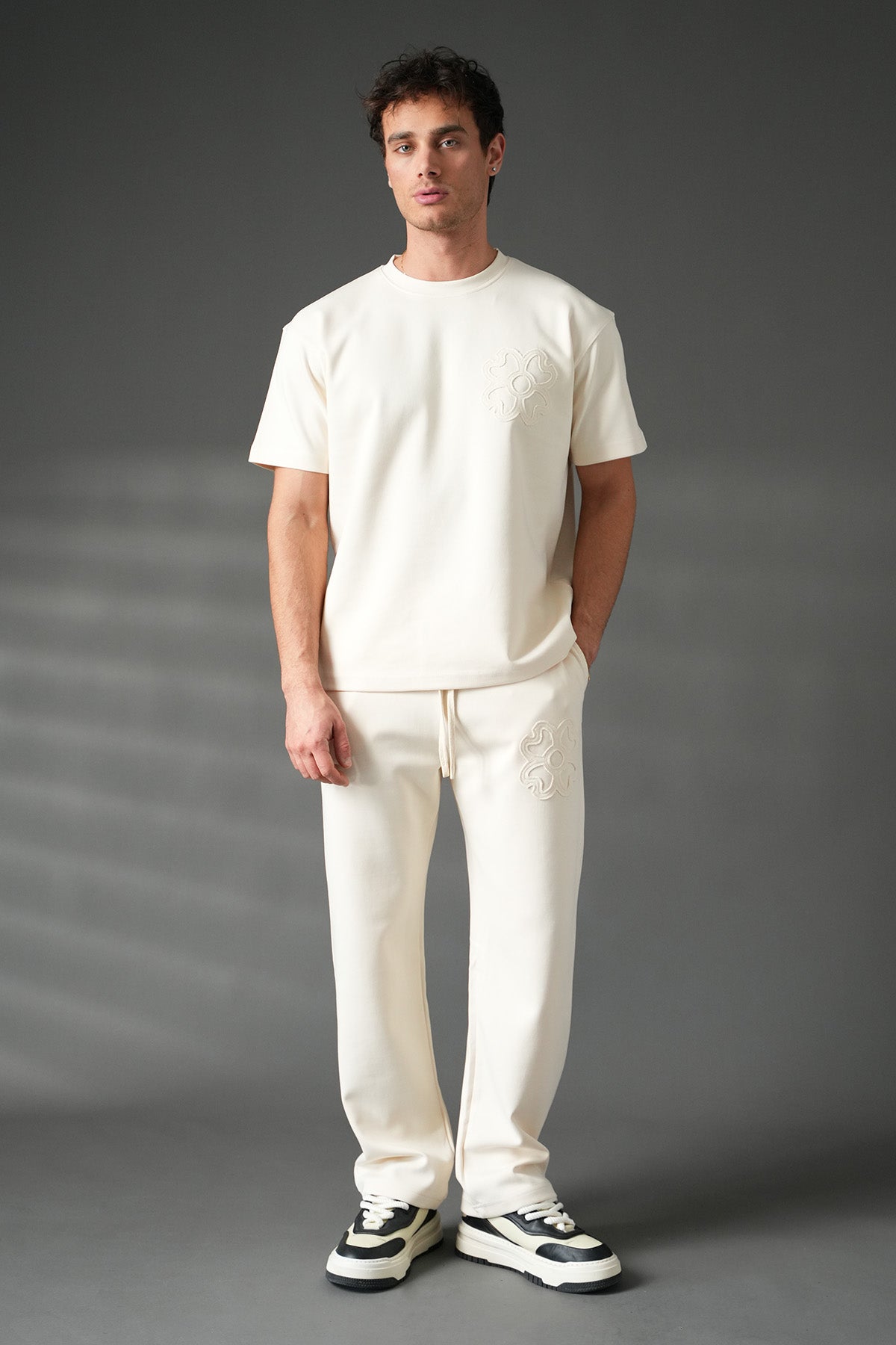 ENSEMBLE LL110143