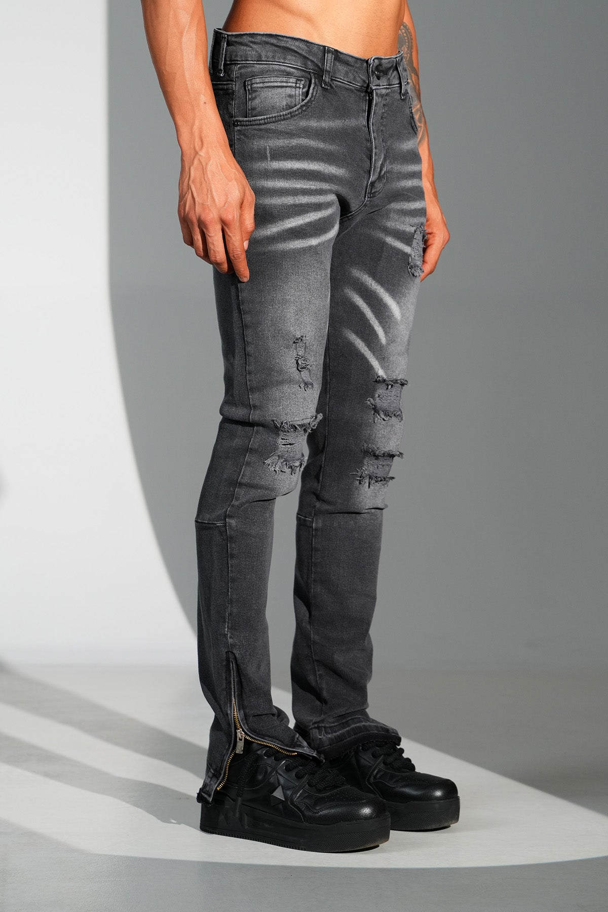 JEAN ZIPPED LL2000380