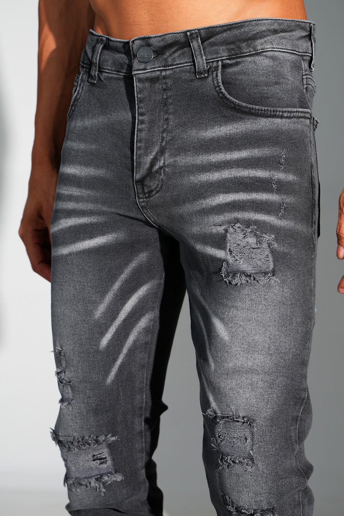 JEAN ZIPPED LL2000380