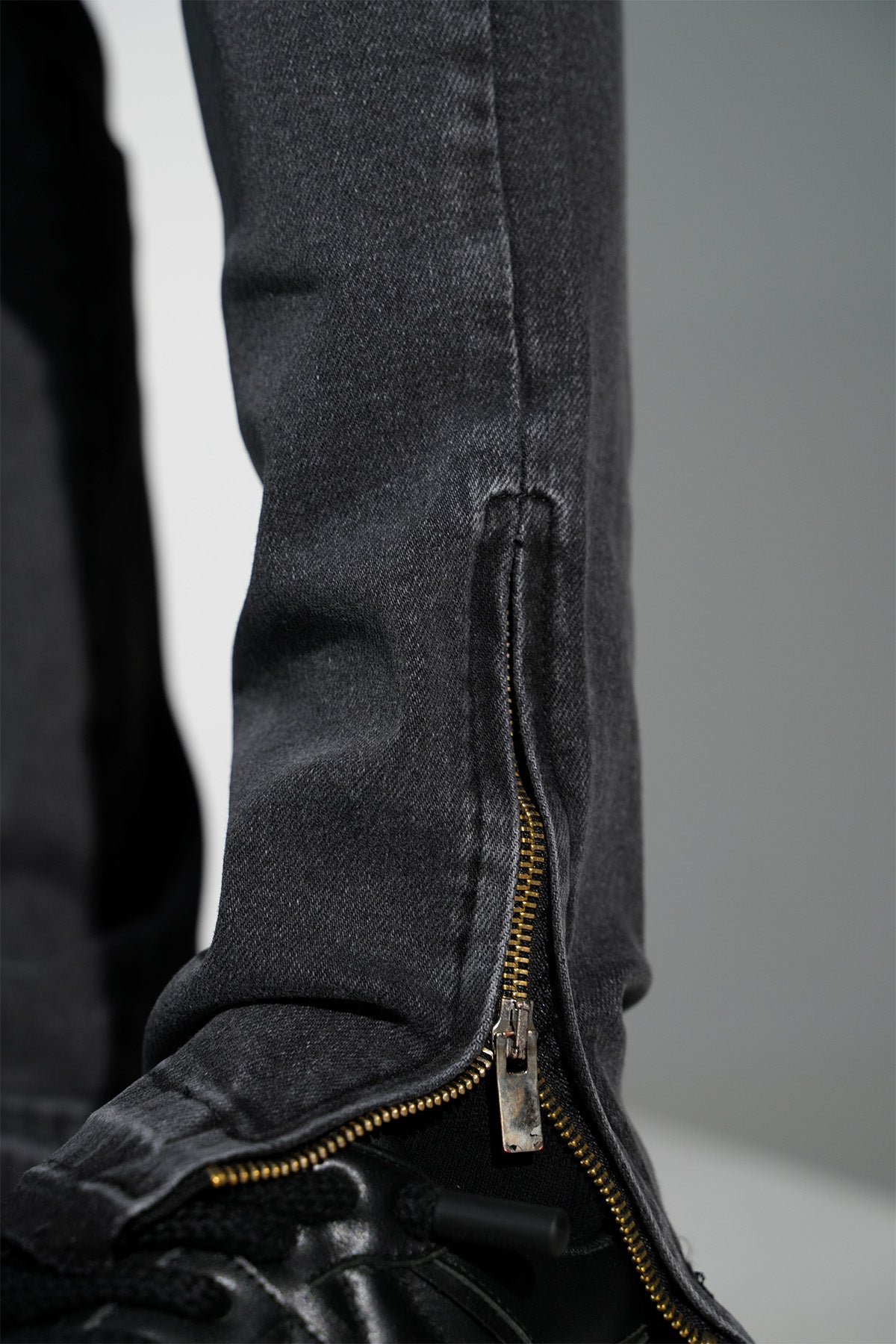 JEAN ZIPPED LL2000380