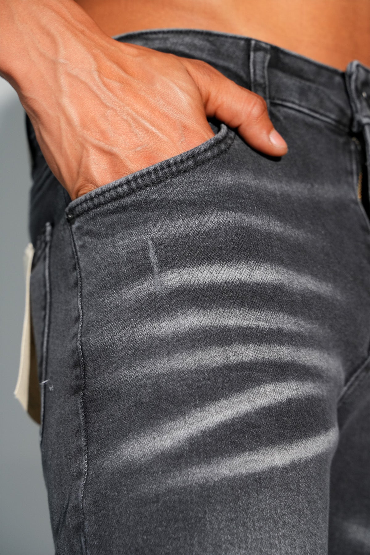 JEAN ZIPPED LL2000380