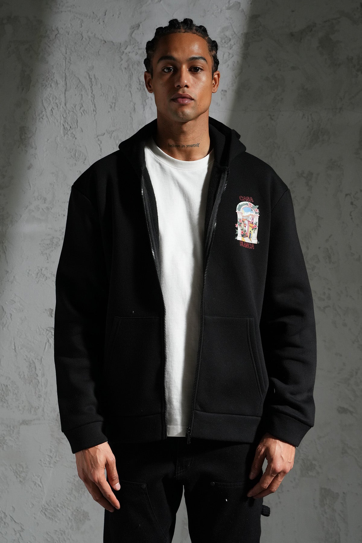 SWEAT ZIPPÉ À CAPUCHE LL110048