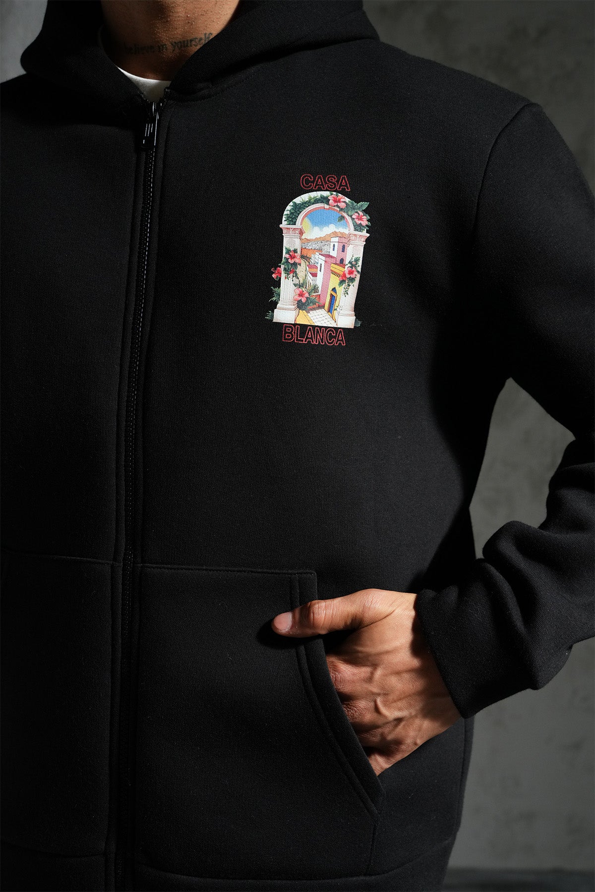 SWEAT ZIPPÉ À CAPUCHE LL110048