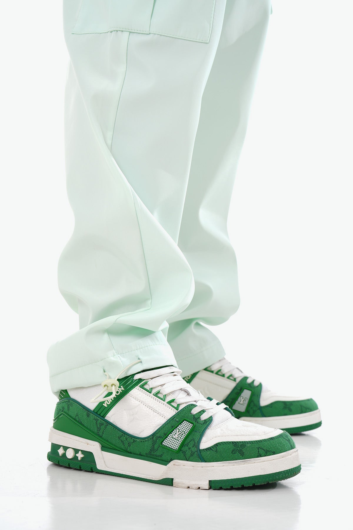 SET LL1060