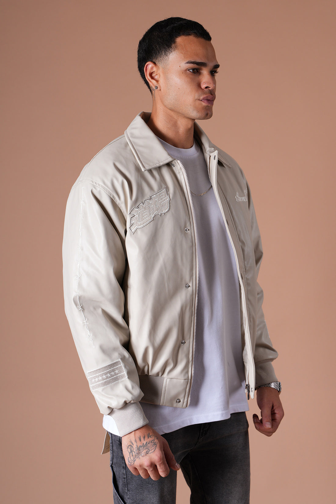 JACKE NAKISLI 581