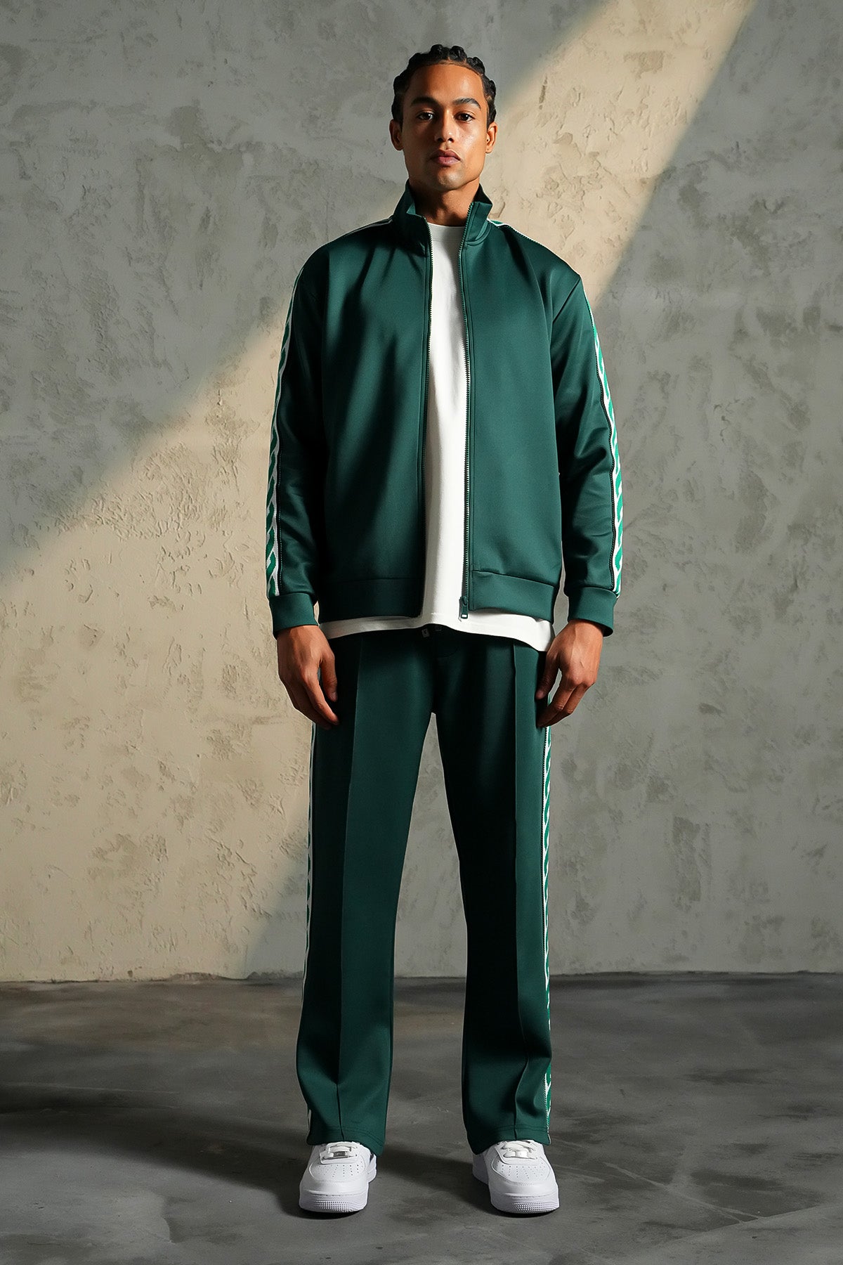 ENSEMBLE REGULAR FIT LL110003