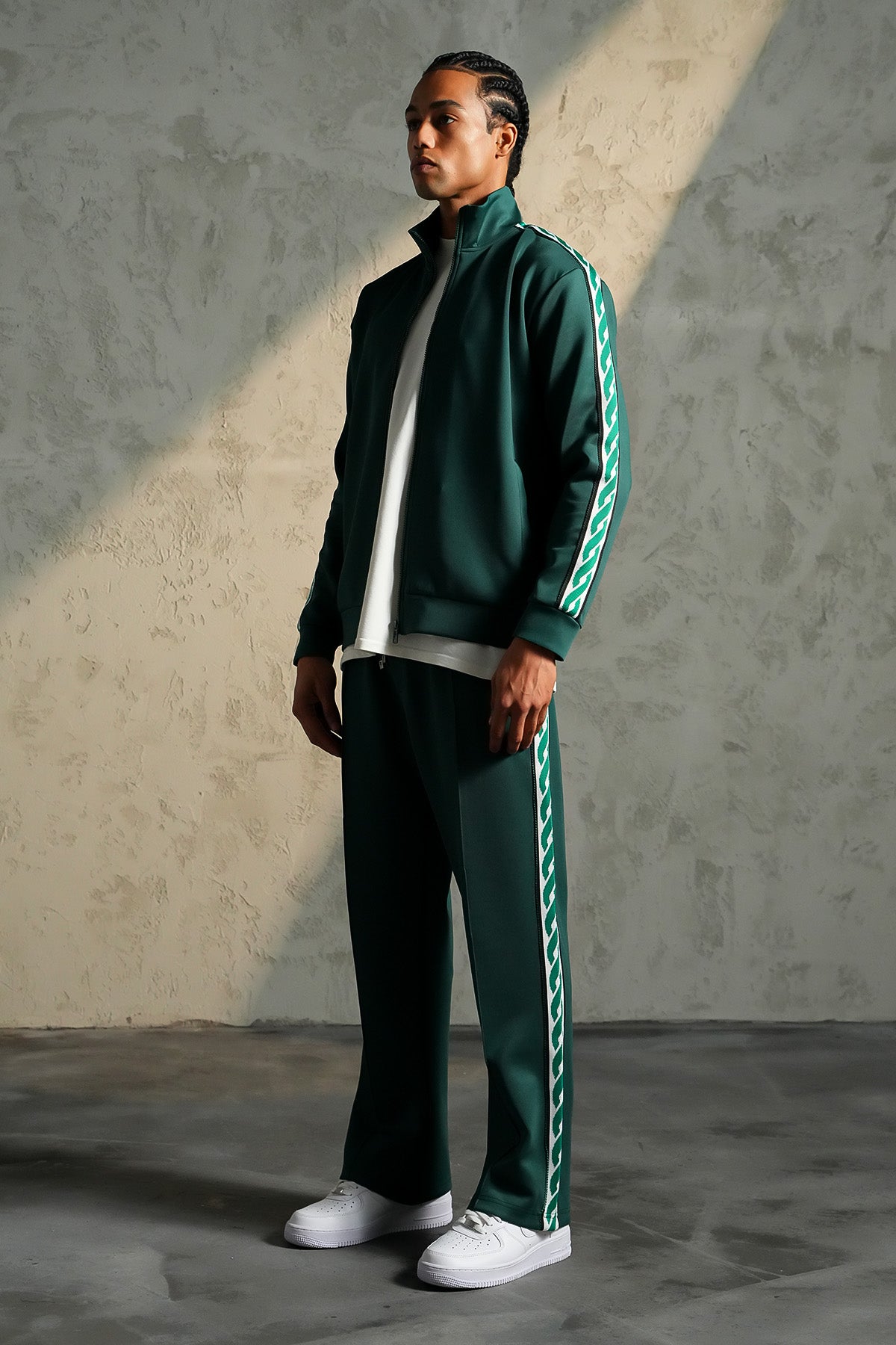 ENSEMBLE REGULAR FIT LL110003
