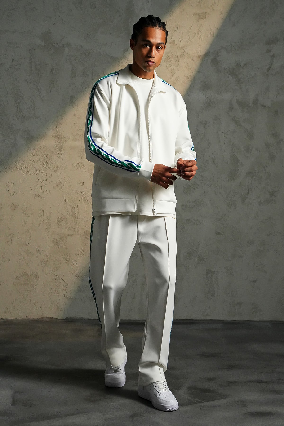 ENSEMBLE REGULAR FIT LL110003