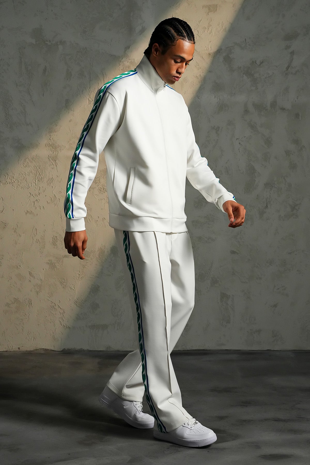ENSEMBLE REGULAR FIT LL110003