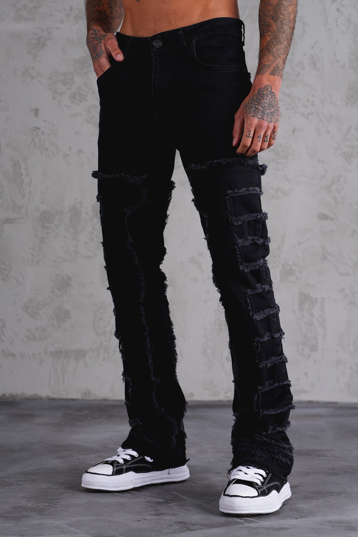 JEANS MIT WEITEM BEIN LL2000123