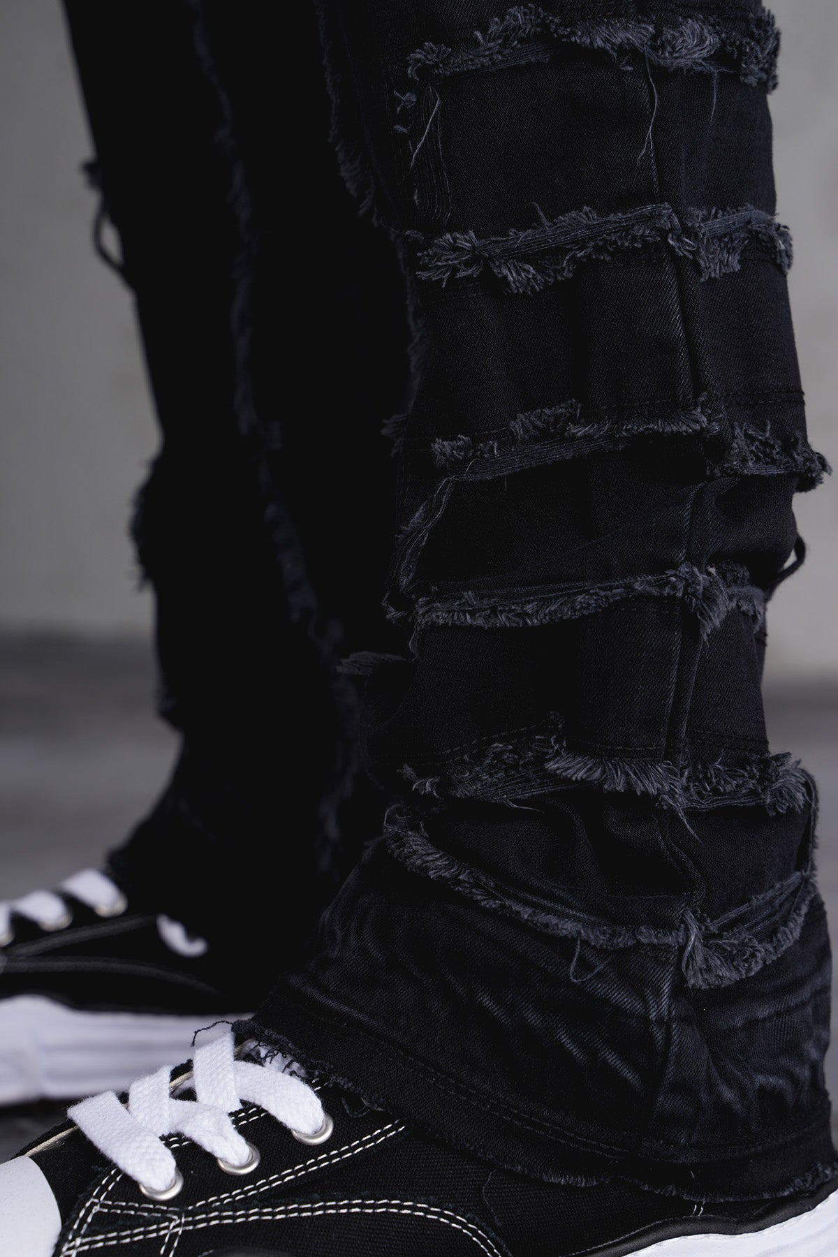 JEANS MIT WEITEM BEIN LL2000123