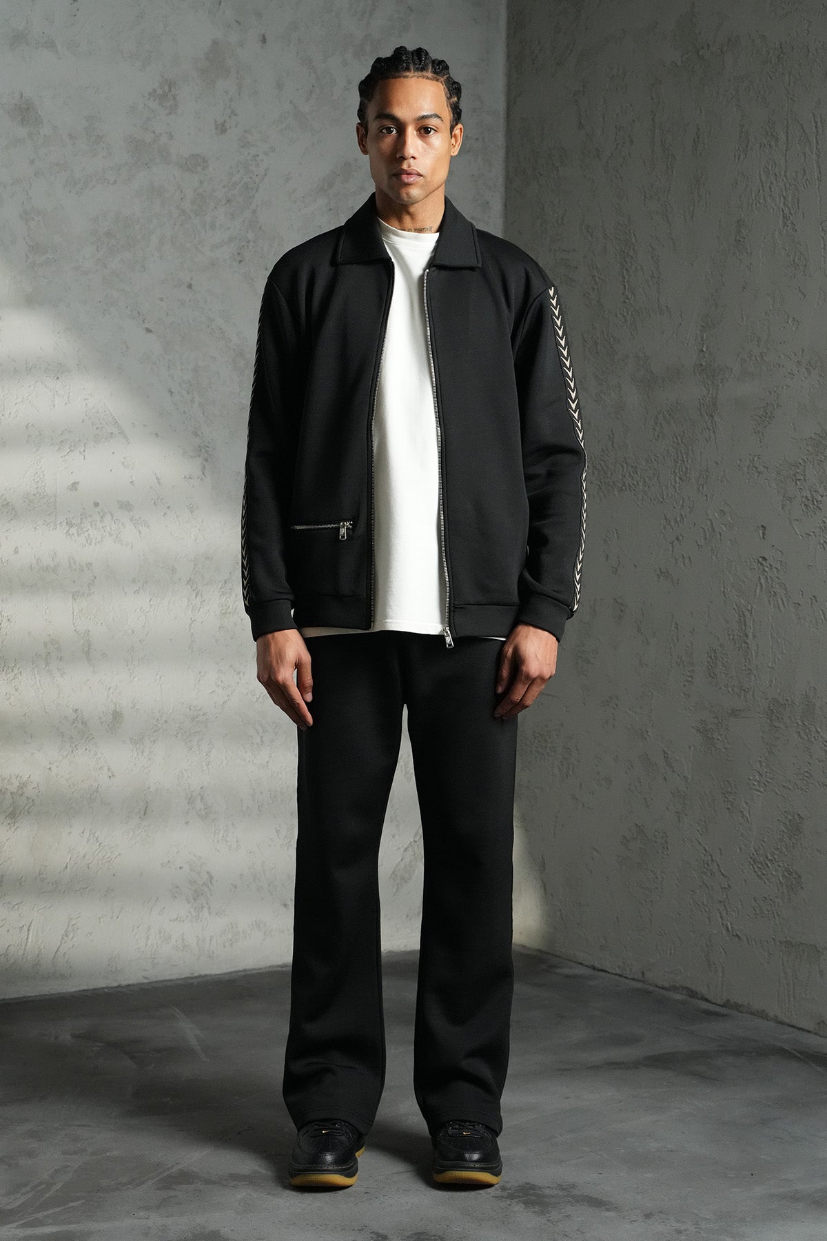 ENSEMBLE REGULAR FIT LL110029