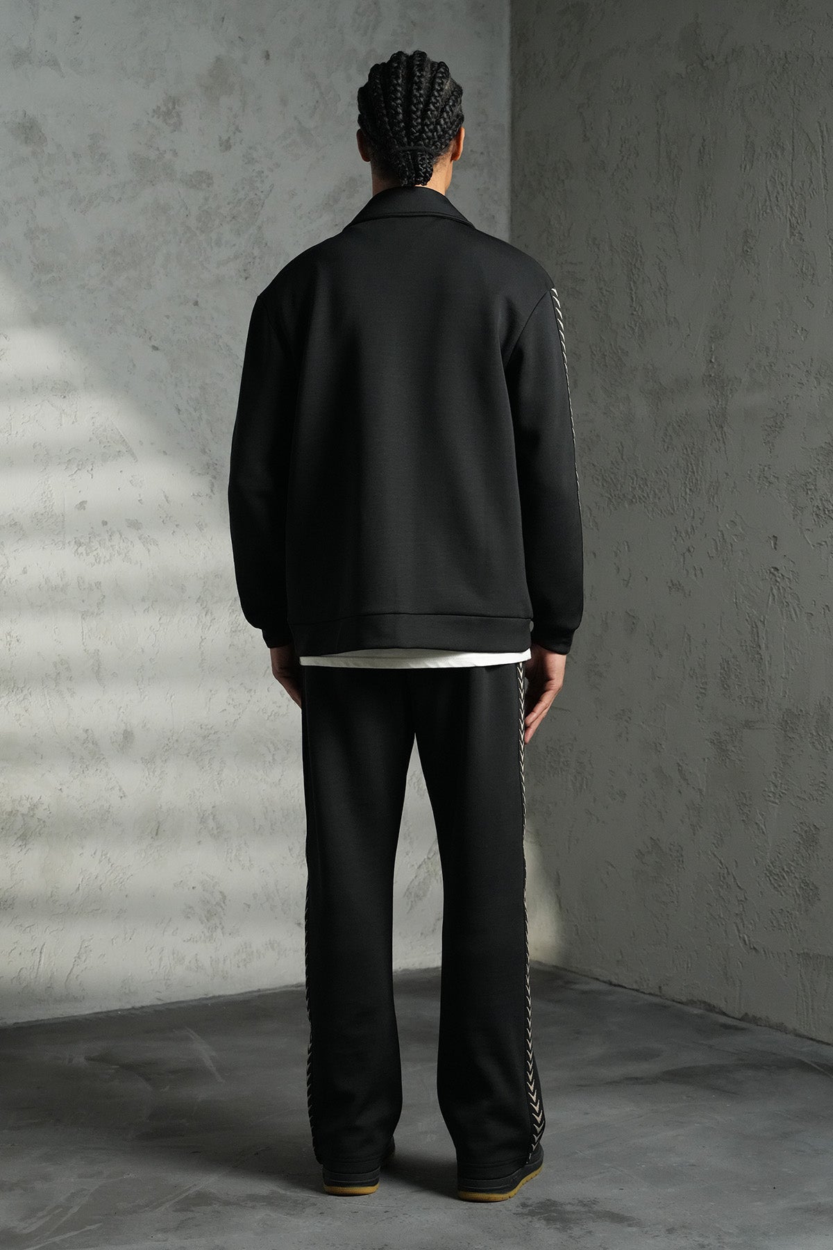 ENSEMBLE REGULAR FIT LL110029