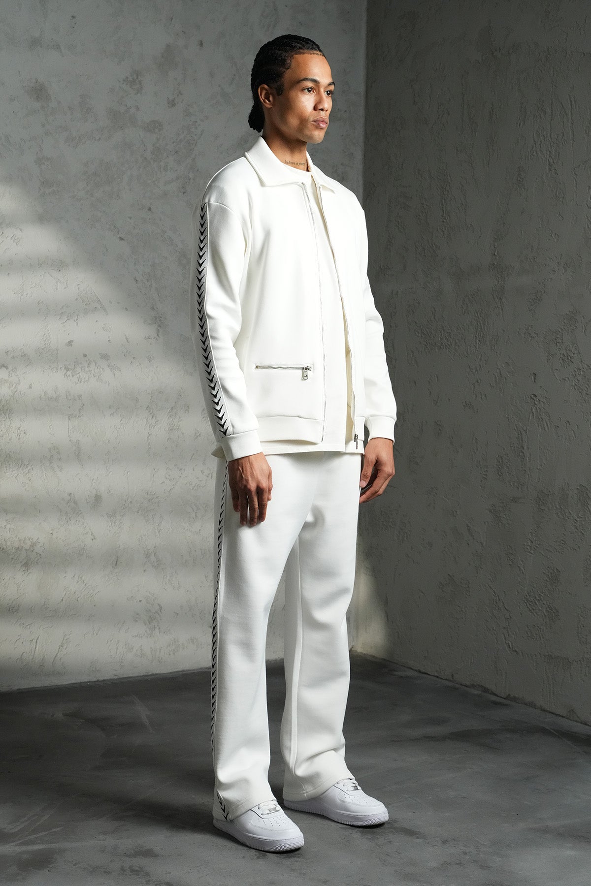 ENSEMBLE REGULAR FIT LL110029