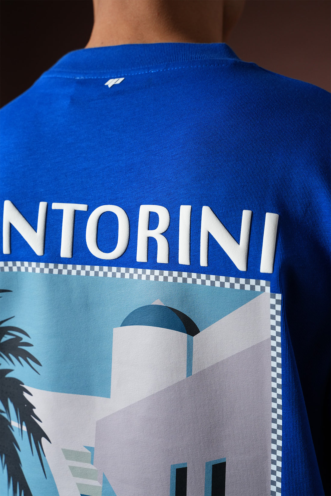 T-Shirt mit Santorin-Aufdruck – LL110090
