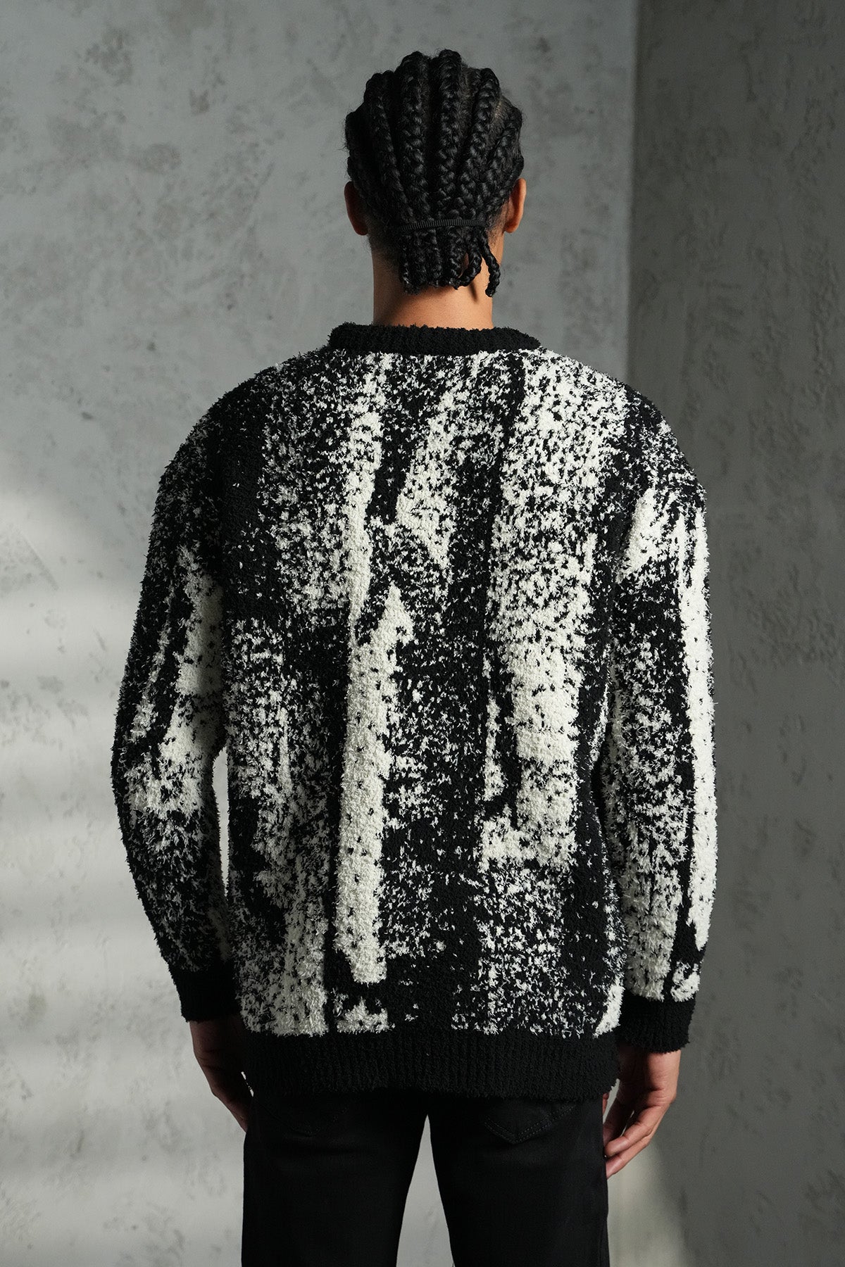 PULL TEXTURÉ COUPE DÉCONTRACTÉE LL061007